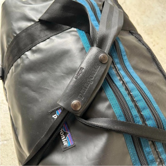 Patagonia Black Hole Wet/Dry Duffel hecha en EE. UU. de la década de 2000. - Picture 4 of 8